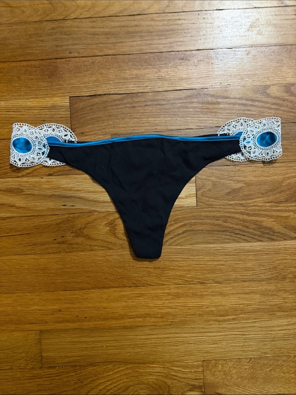 La Perla Thong - NWOT